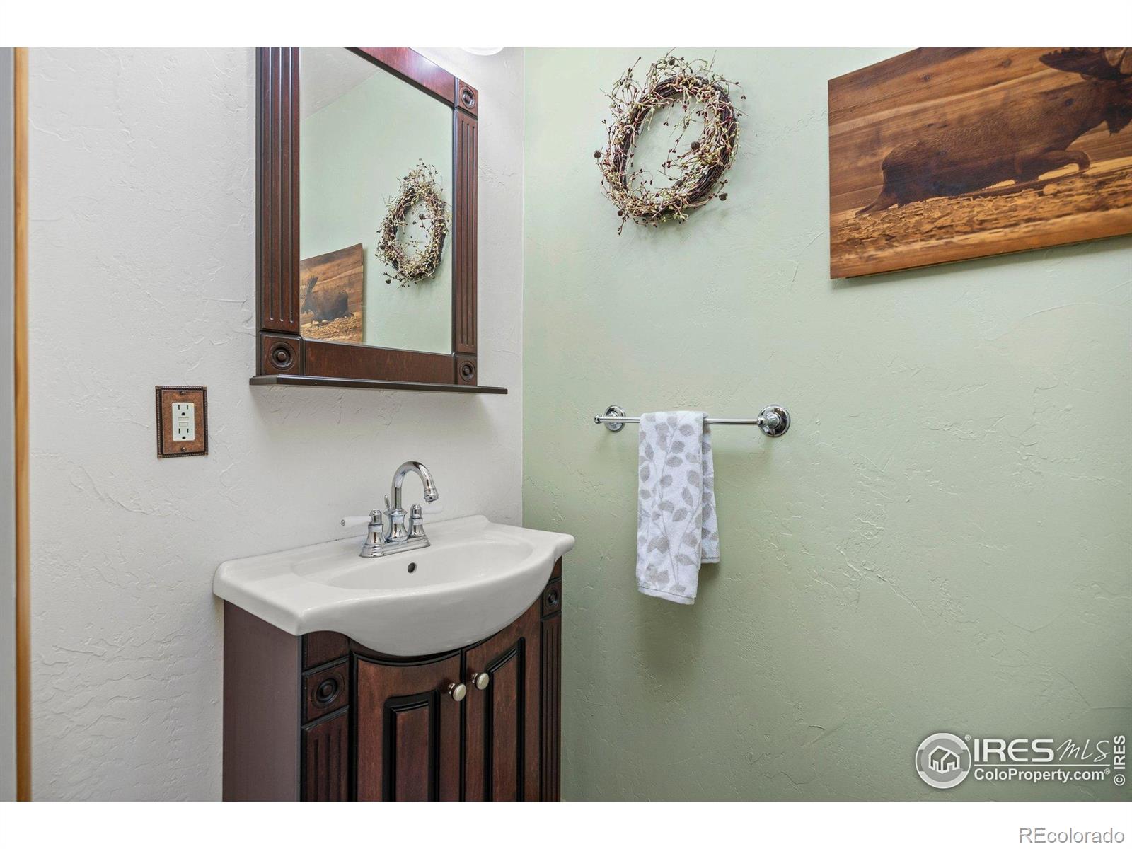 MLS Image #17 for 305  genevas way,black hawk, Colorado