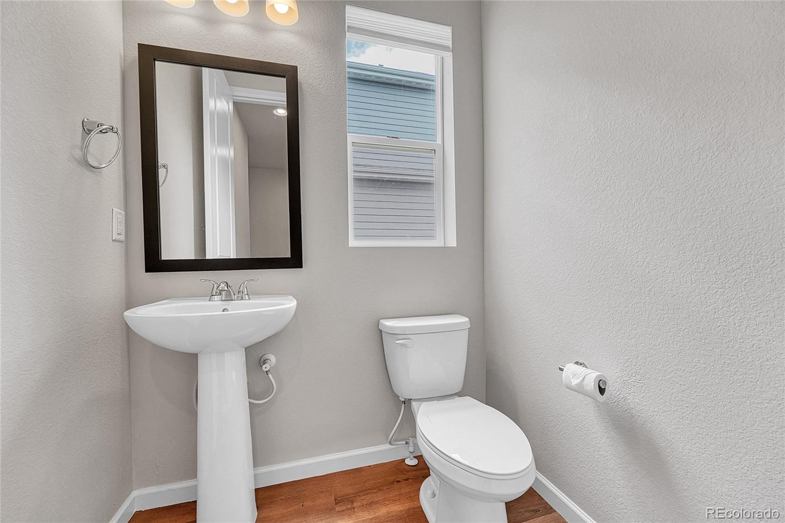 MLS Image #13 for 8911  eagle river street,littleton, Colorado