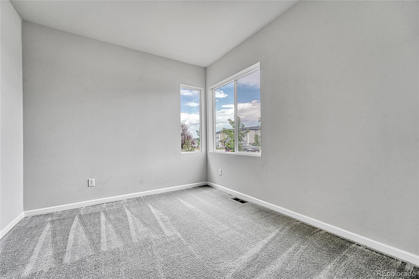 MLS Image #4 for 8911  eagle river street,littleton, Colorado