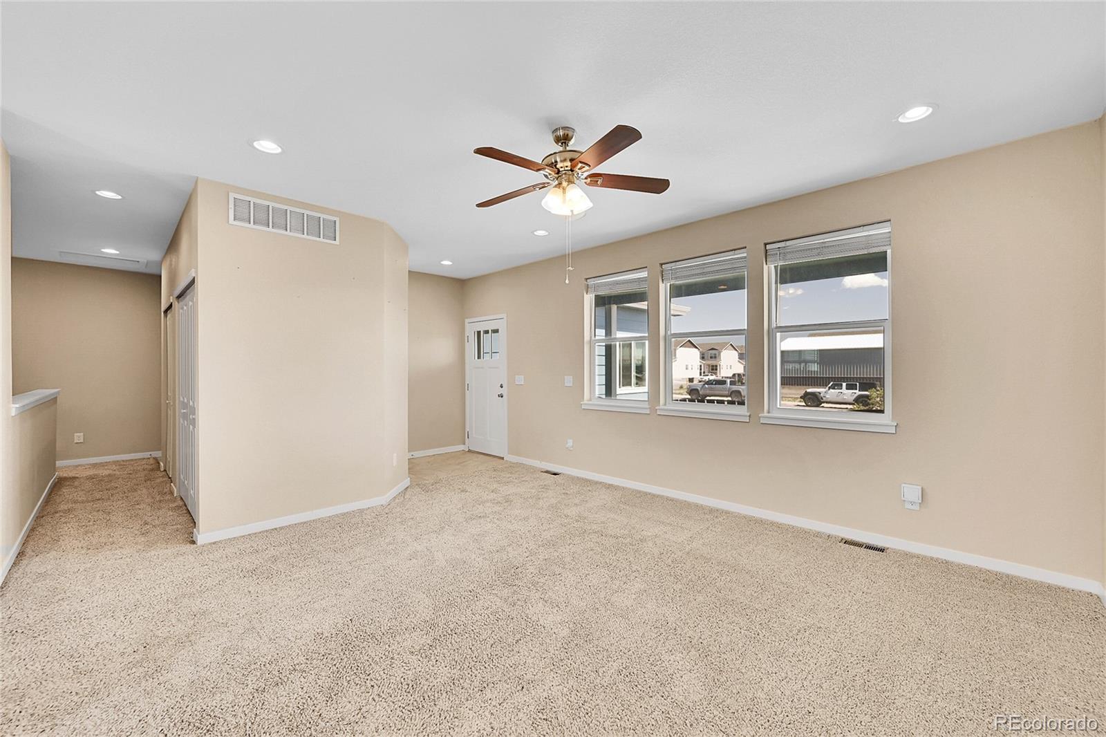 MLS Image #12 for 199 s 4th avenue,deer trail, Colorado