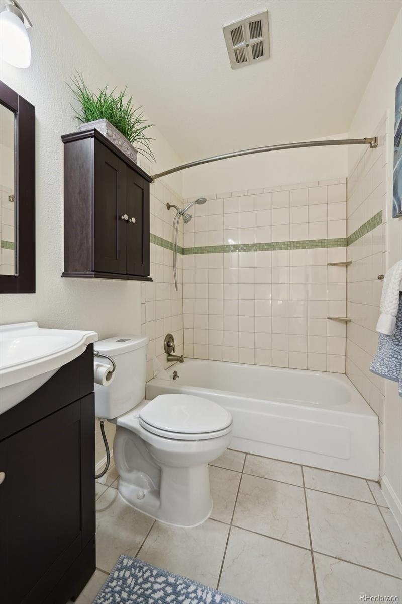 MLS Image #12 for 9338 w utah place,lakewood, Colorado