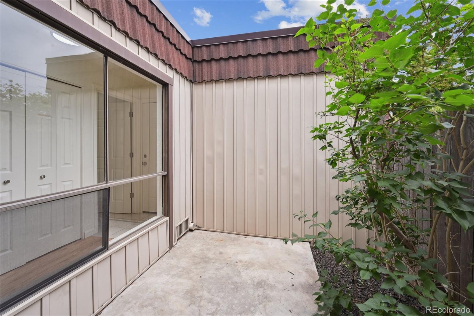 MLS Image #15 for 9338 w utah place,lakewood, Colorado