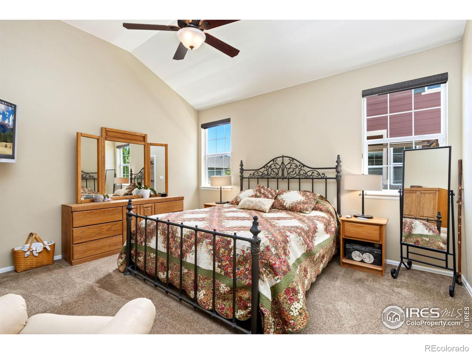 MLS Image #13 for 2196  winding drive,longmont, Colorado