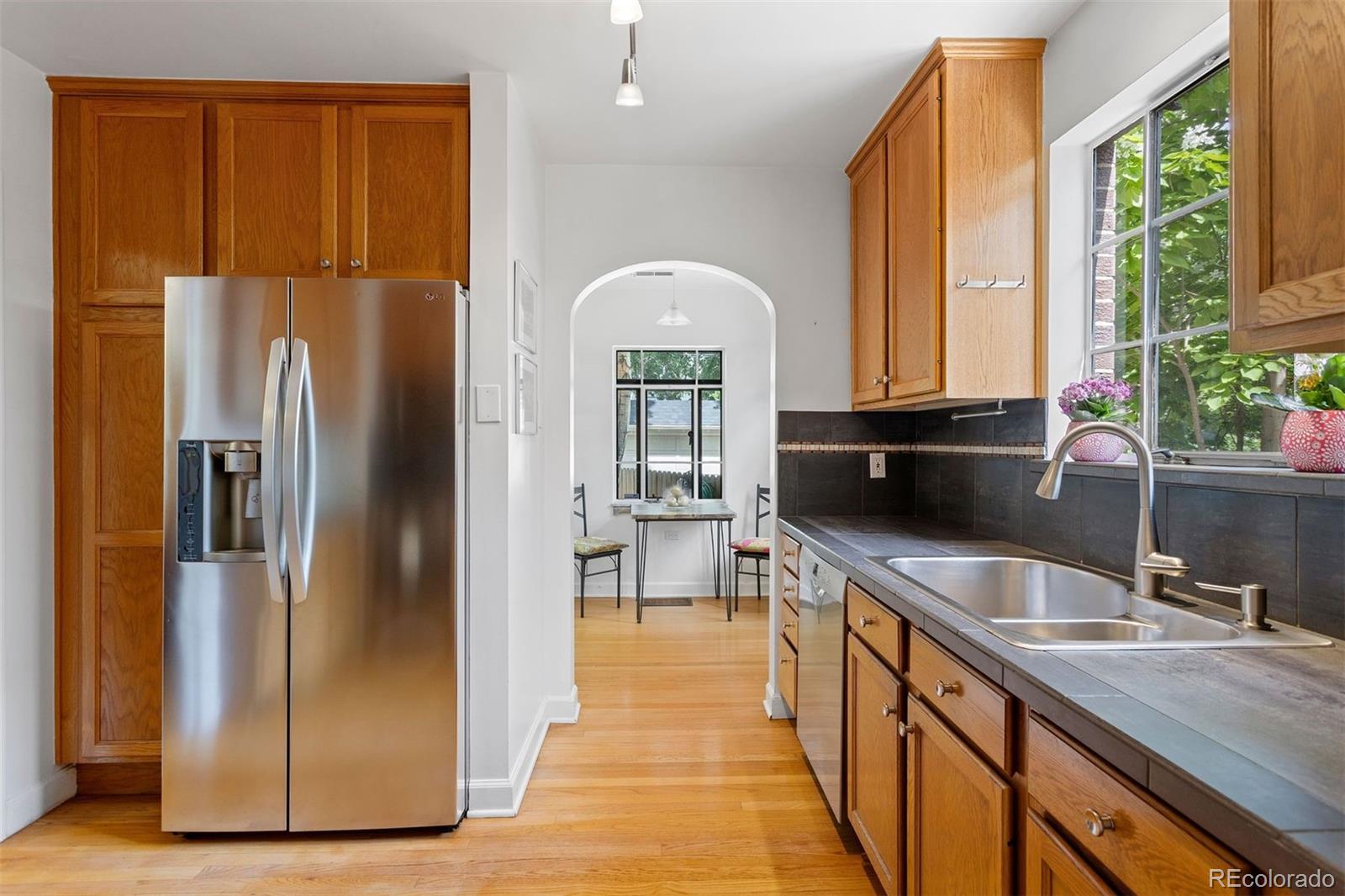 MLS Image #10 for 1040 s elizabeth street,denver, Colorado