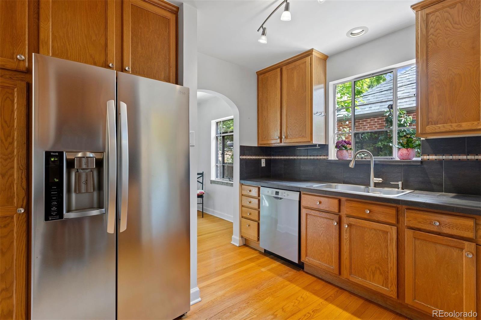 MLS Image #12 for 1040 s elizabeth street,denver, Colorado