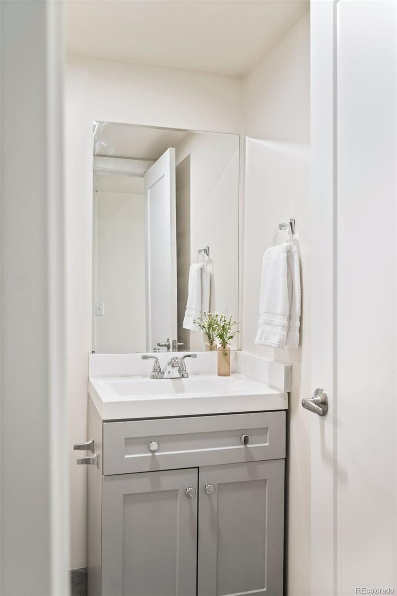 MLS Image #16 for 2635  kearney street,denver, Colorado