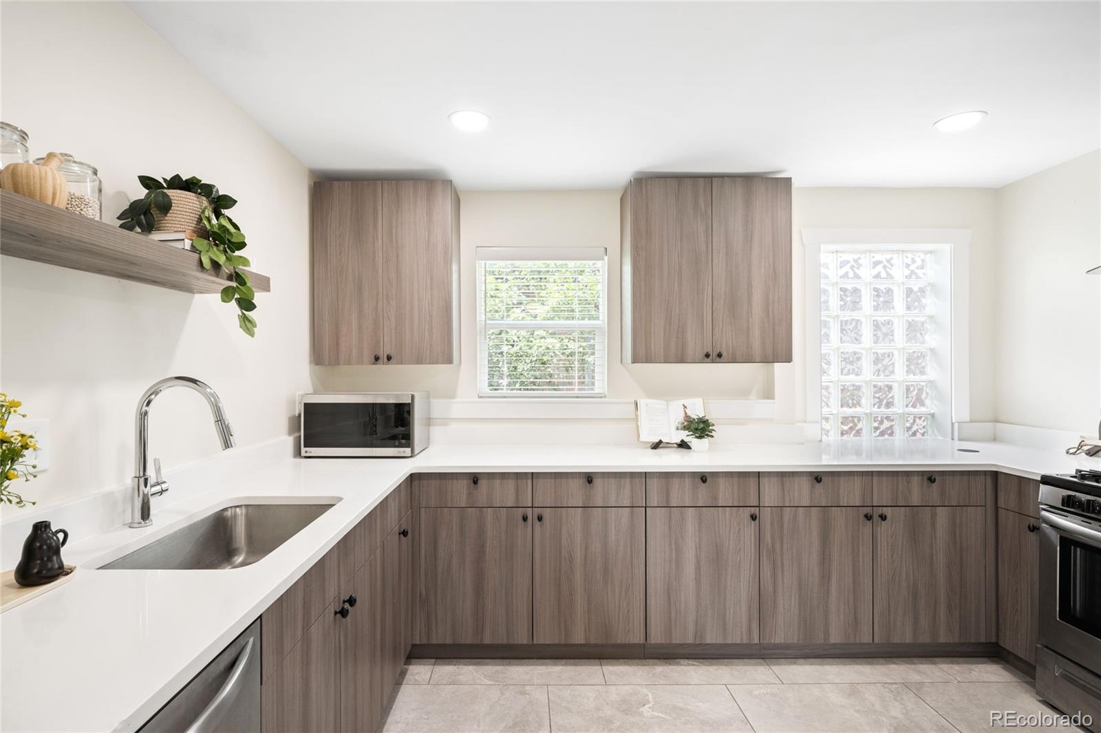 MLS Image #8 for 2635  kearney street,denver, Colorado