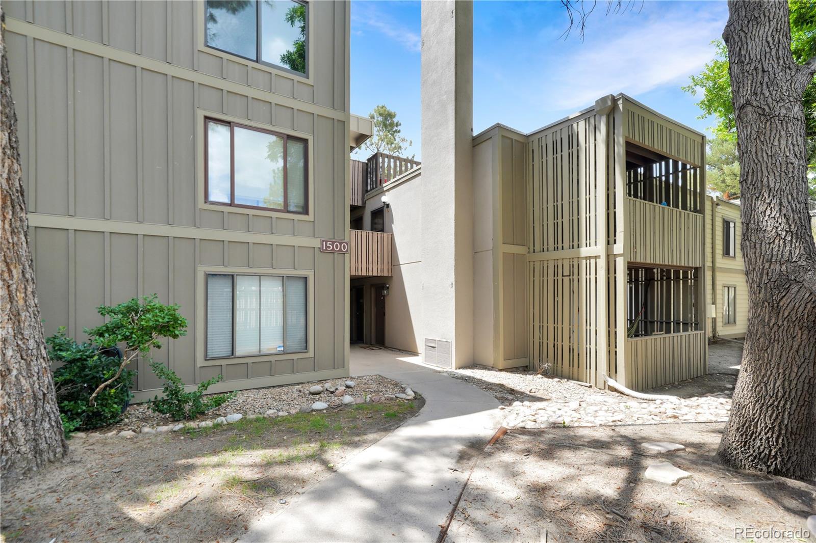 MLS Image #15 for 2525 s dayton way,denver, Colorado