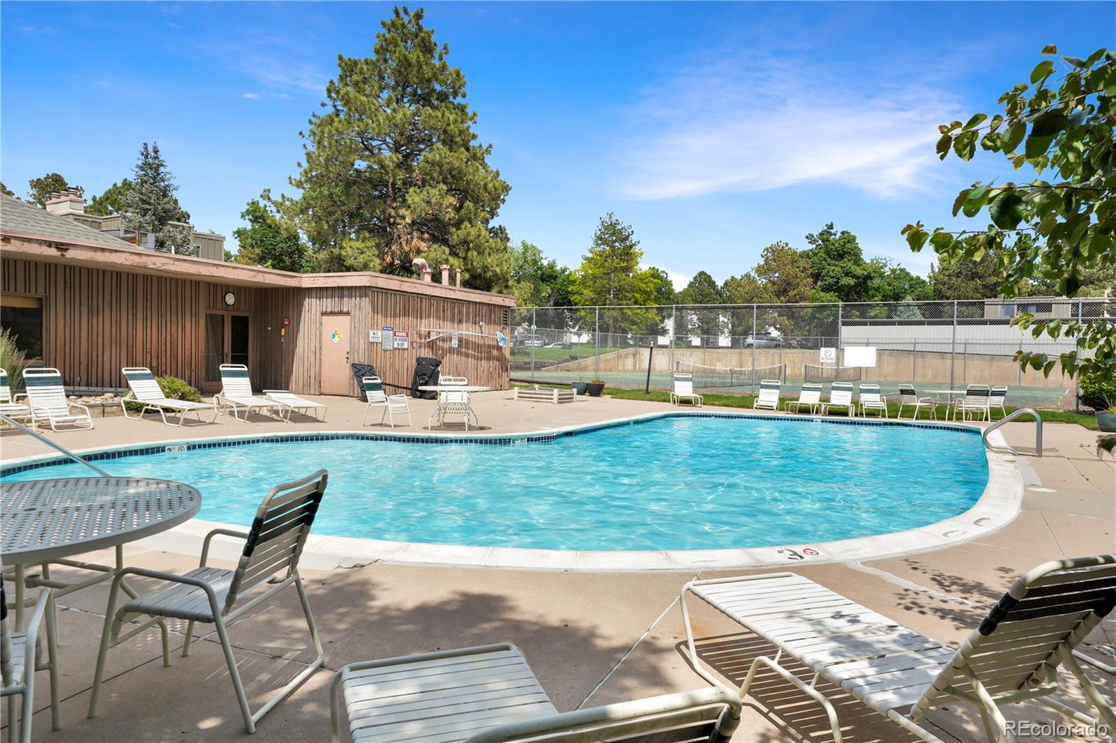 MLS Image #20 for 2525 s dayton way,denver, Colorado