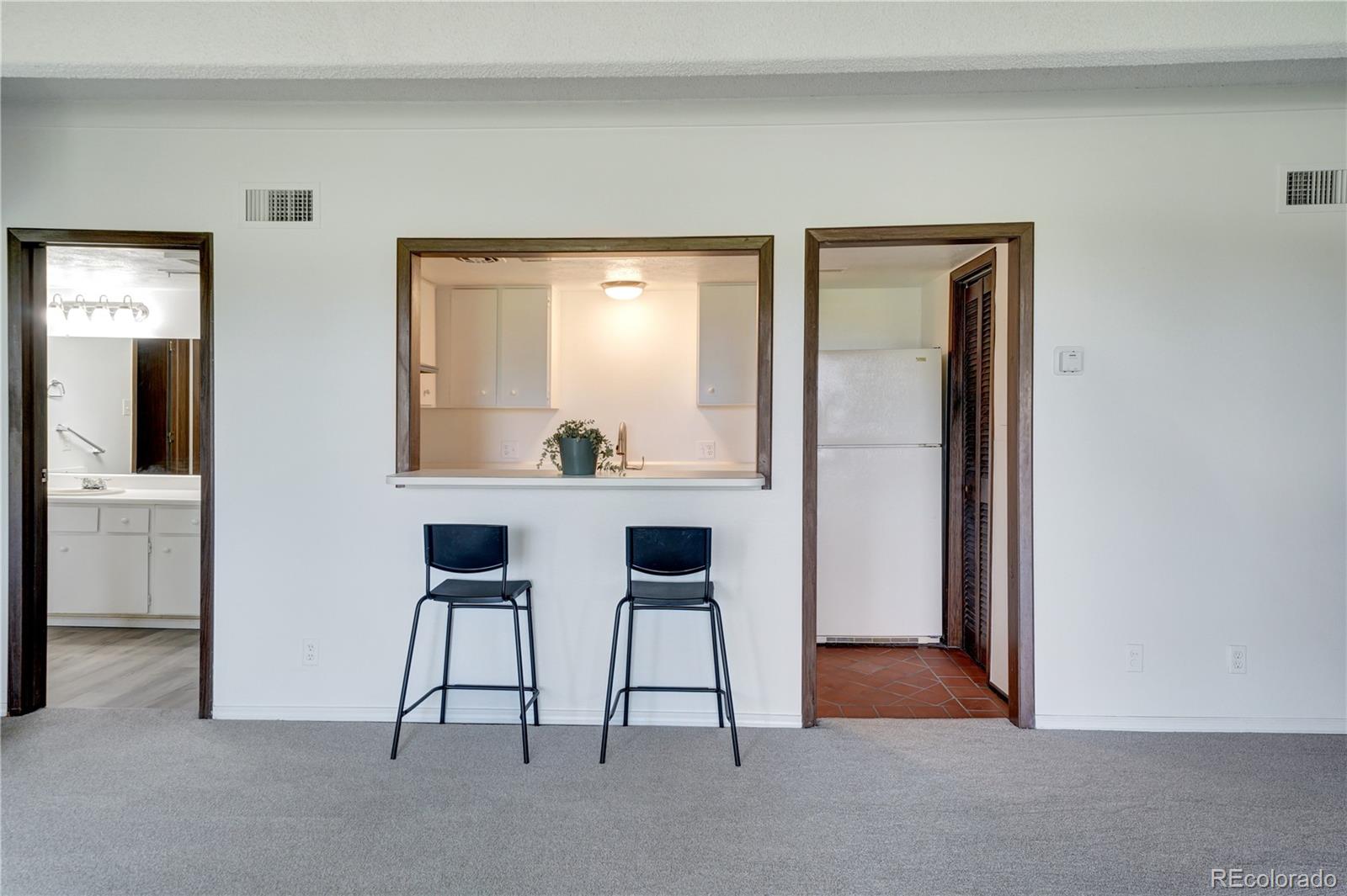 MLS Image #4 for 2525 s dayton way,denver, Colorado