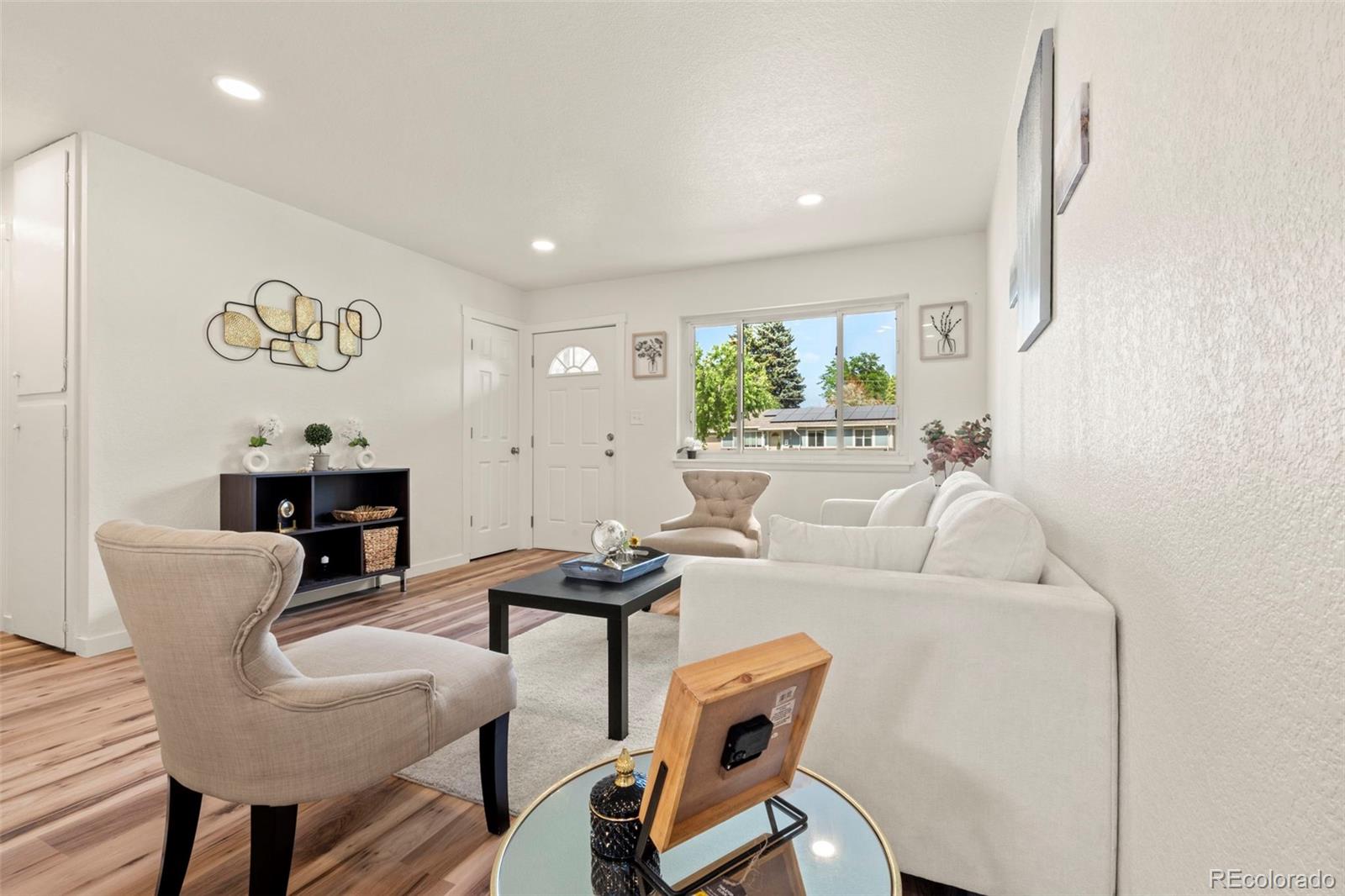 MLS Image #5 for 871 s worchester street,aurora, Colorado