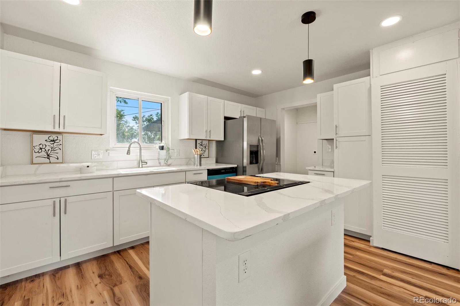 MLS Image #6 for 871 s worchester street,aurora, Colorado