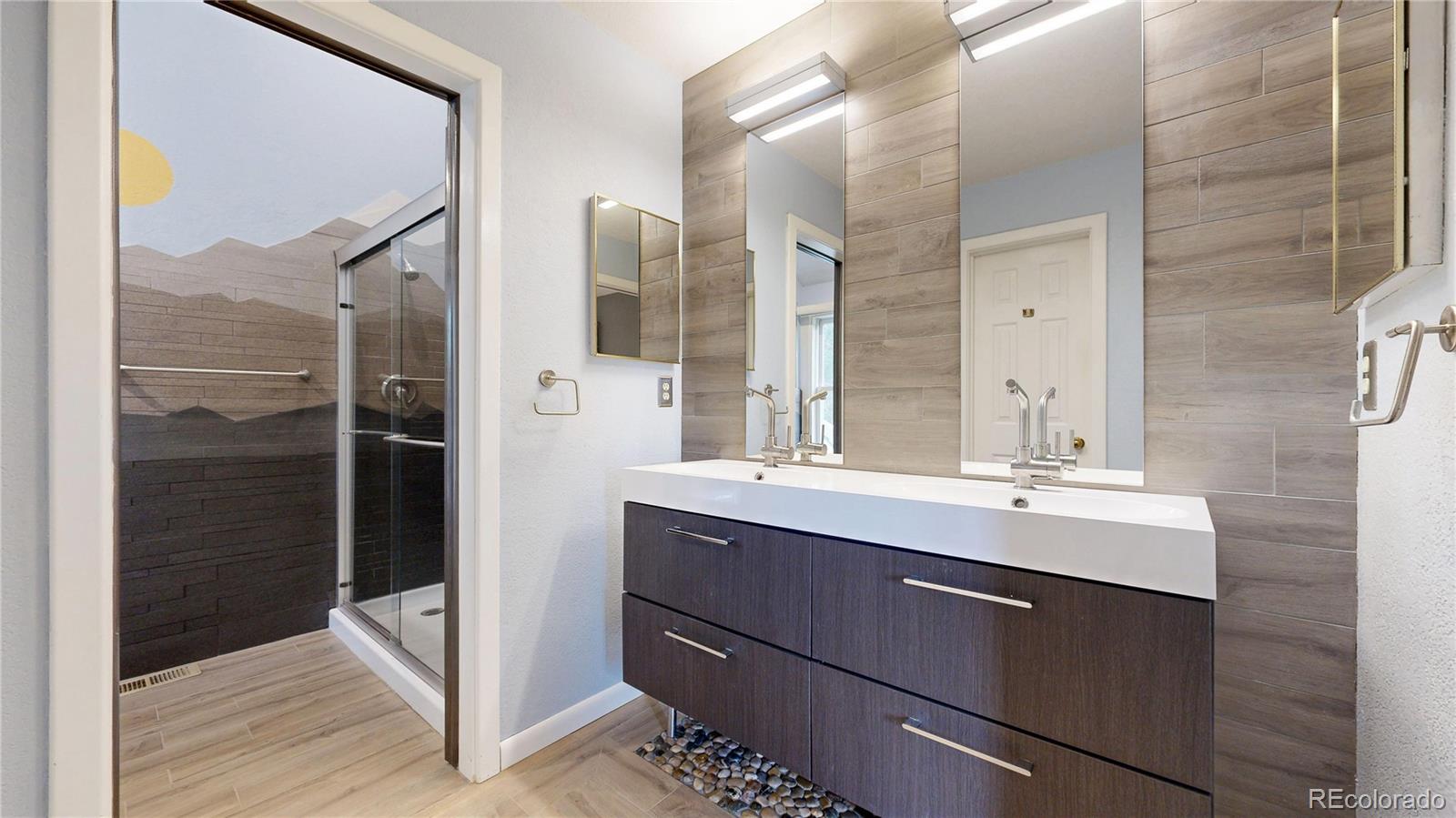 MLS Image #17 for 2220 s yosemite circle,denver, Colorado