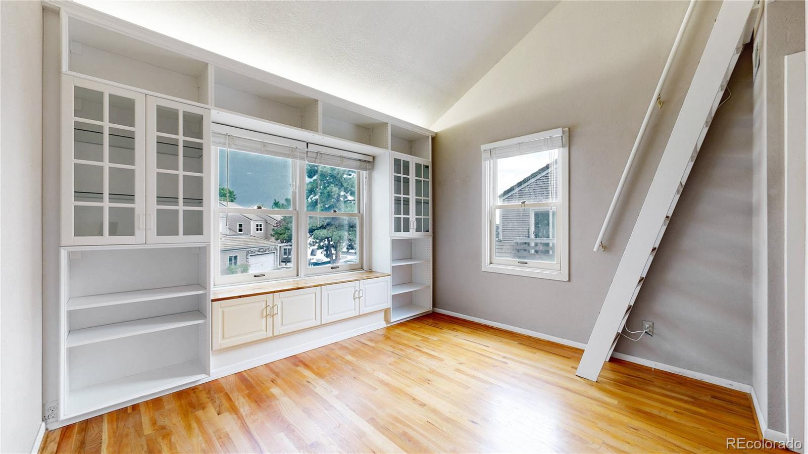 MLS Image #22 for 2220 s yosemite circle,denver, Colorado