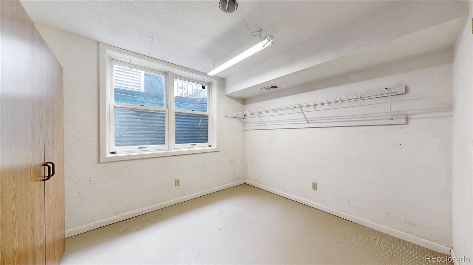 MLS Image #27 for 2220 s yosemite circle,denver, Colorado