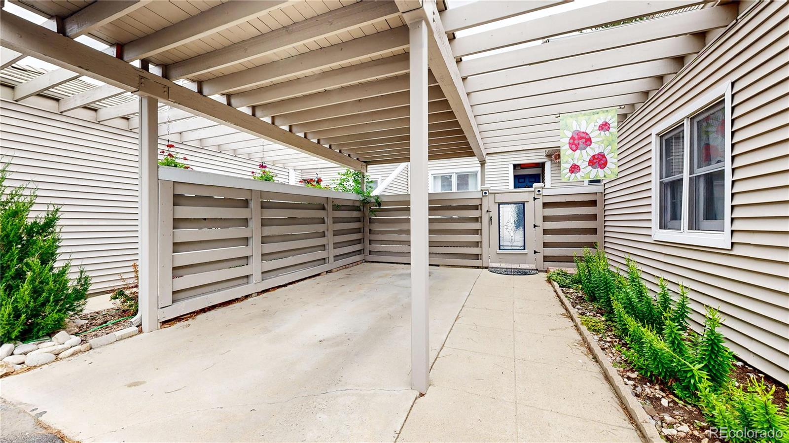 MLS Image #30 for 2220 s yosemite circle,denver, Colorado