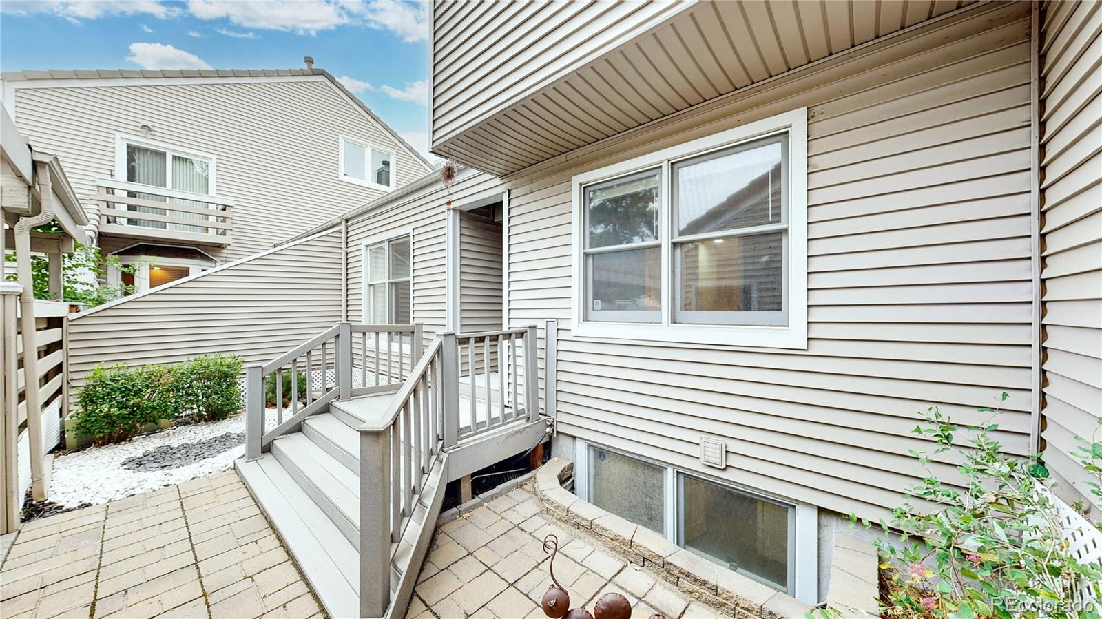 MLS Image #34 for 2220 s yosemite circle,denver, Colorado