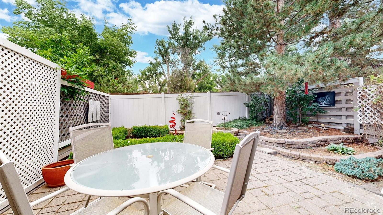 MLS Image #36 for 2220 s yosemite circle,denver, Colorado