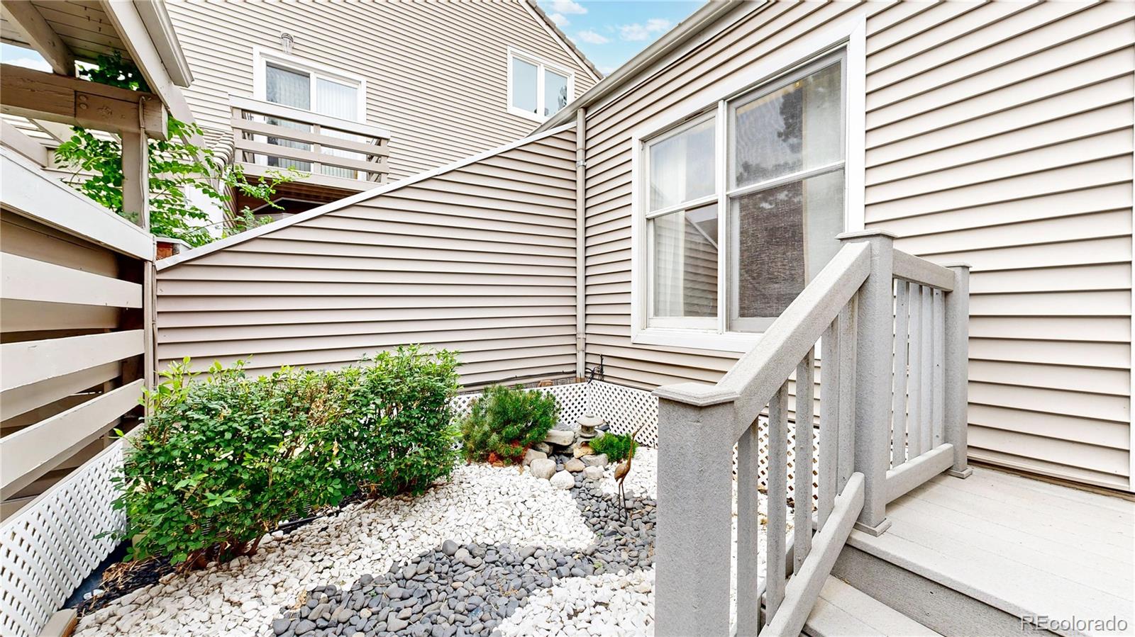 MLS Image #37 for 2220 s yosemite circle,denver, Colorado