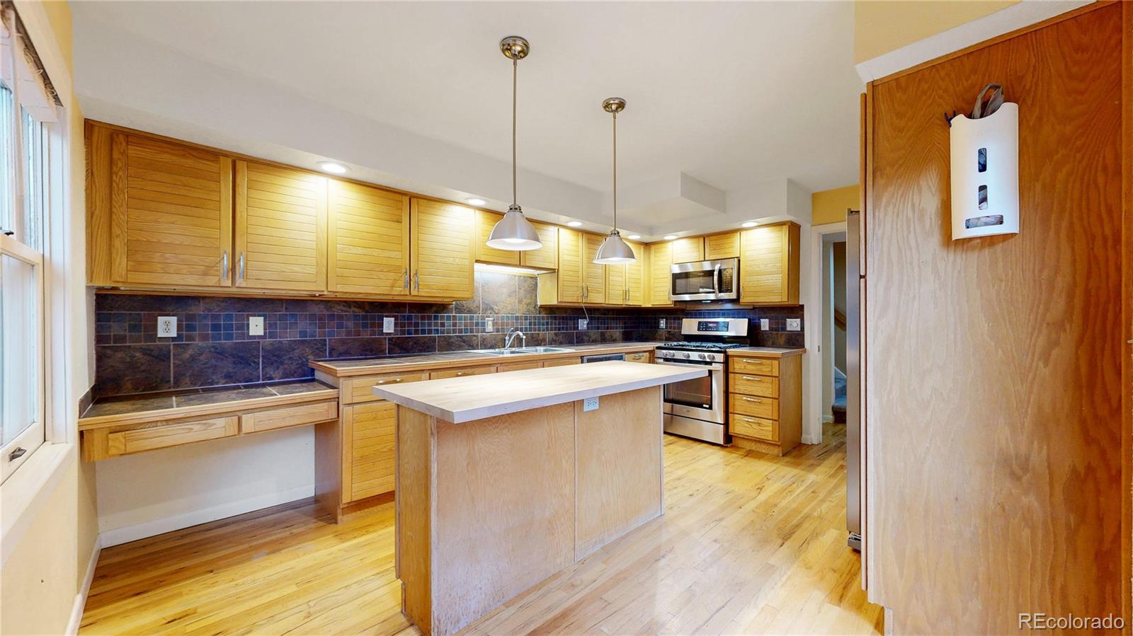MLS Image #7 for 2220 s yosemite circle,denver, Colorado