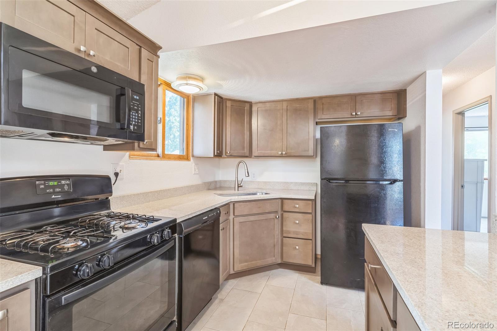 MLS Image #8 for 1826  palm drive,colorado springs, Colorado