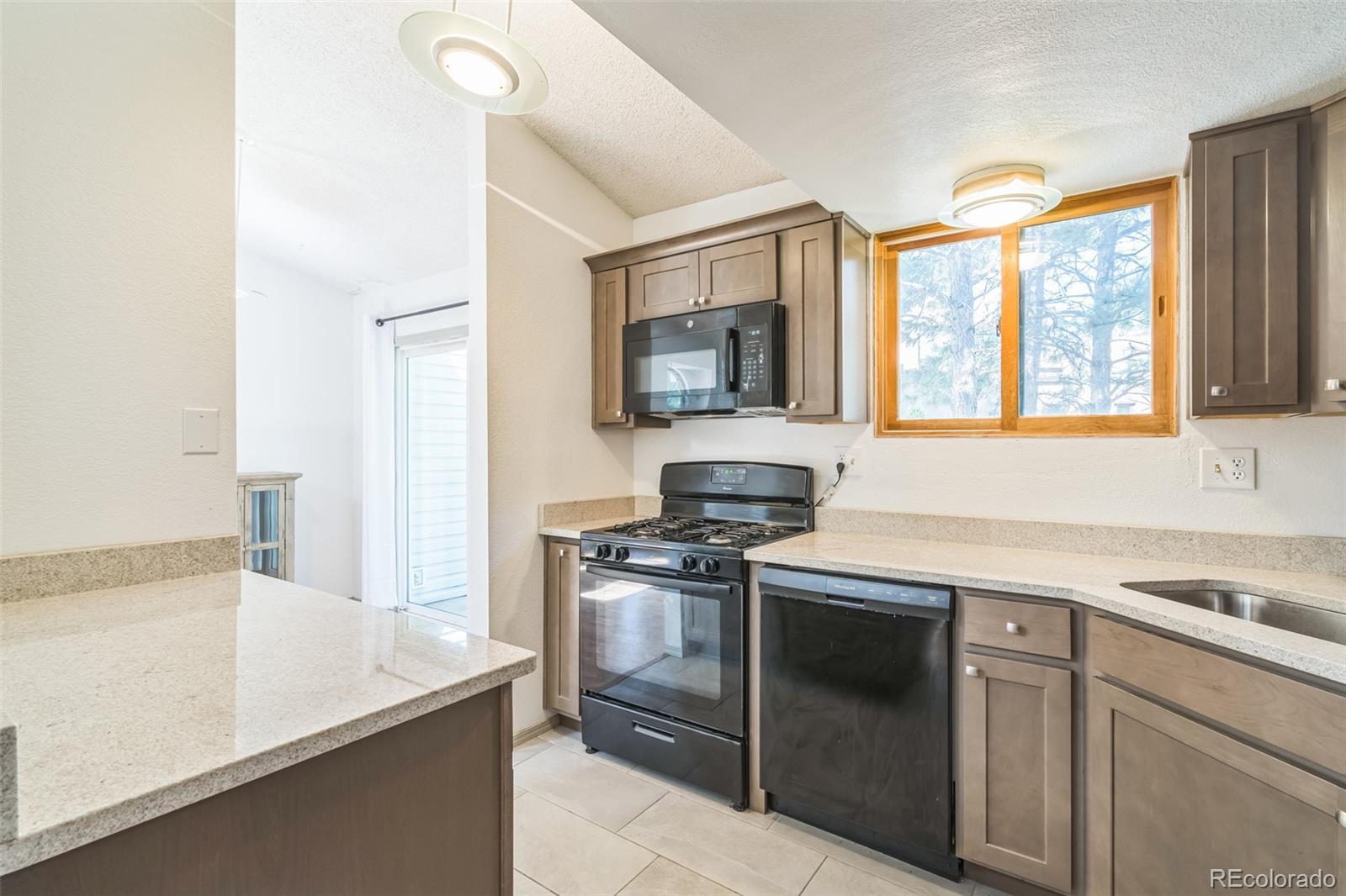 MLS Image #9 for 1826  palm drive,colorado springs, Colorado