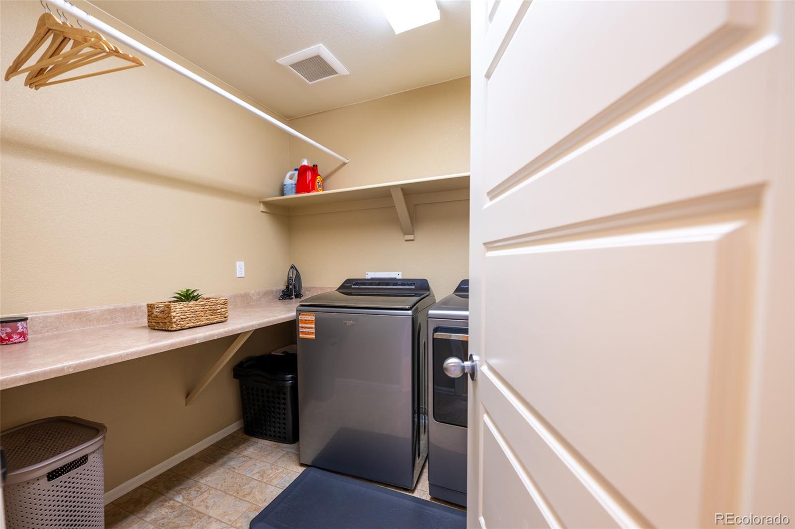 MLS Image #16 for 24661 e layton place,aurora, Colorado