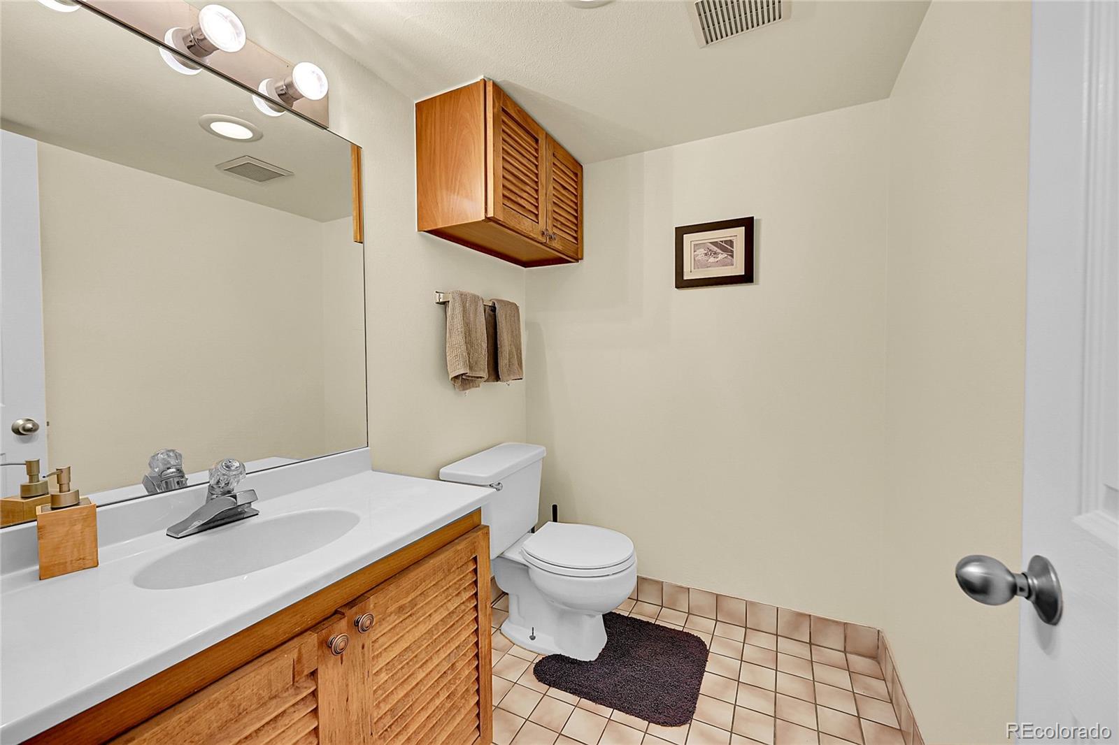 MLS Image #11 for 2351  federal boulevard,denver, Colorado