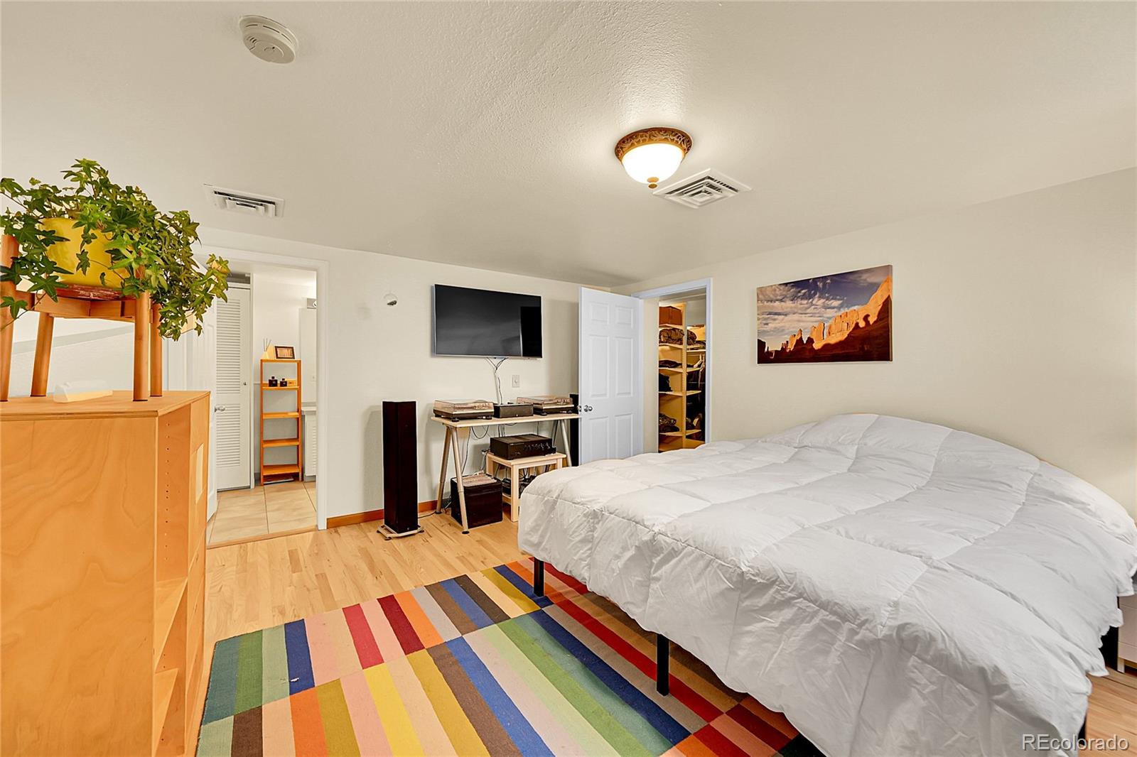 MLS Image #13 for 2351  federal boulevard,denver, Colorado
