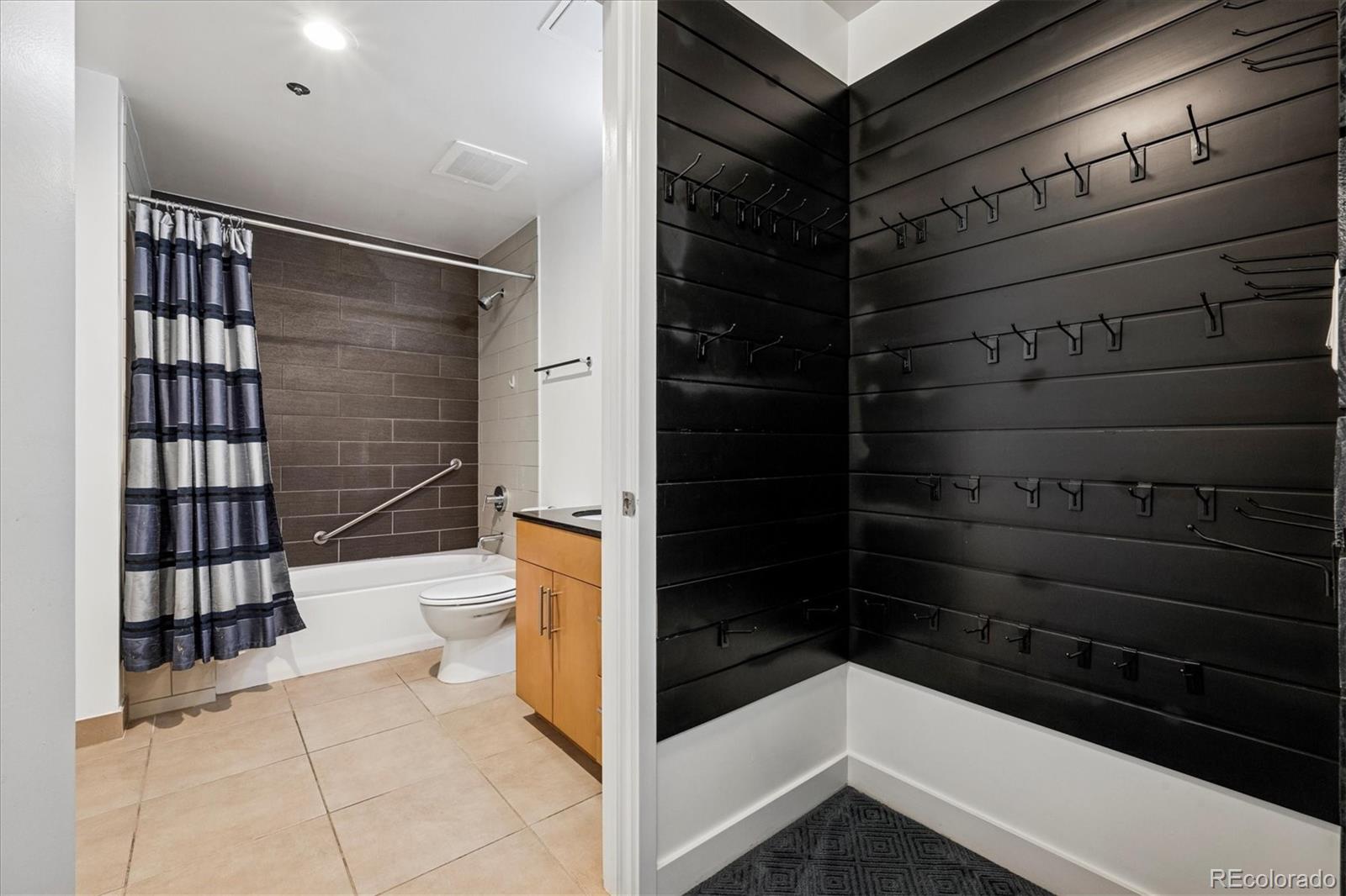 MLS Image #23 for 891  14th street 2105,denver, Colorado