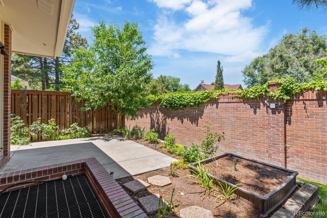 MLS Image #5 for 2552 e alameda avenue,denver, Colorado