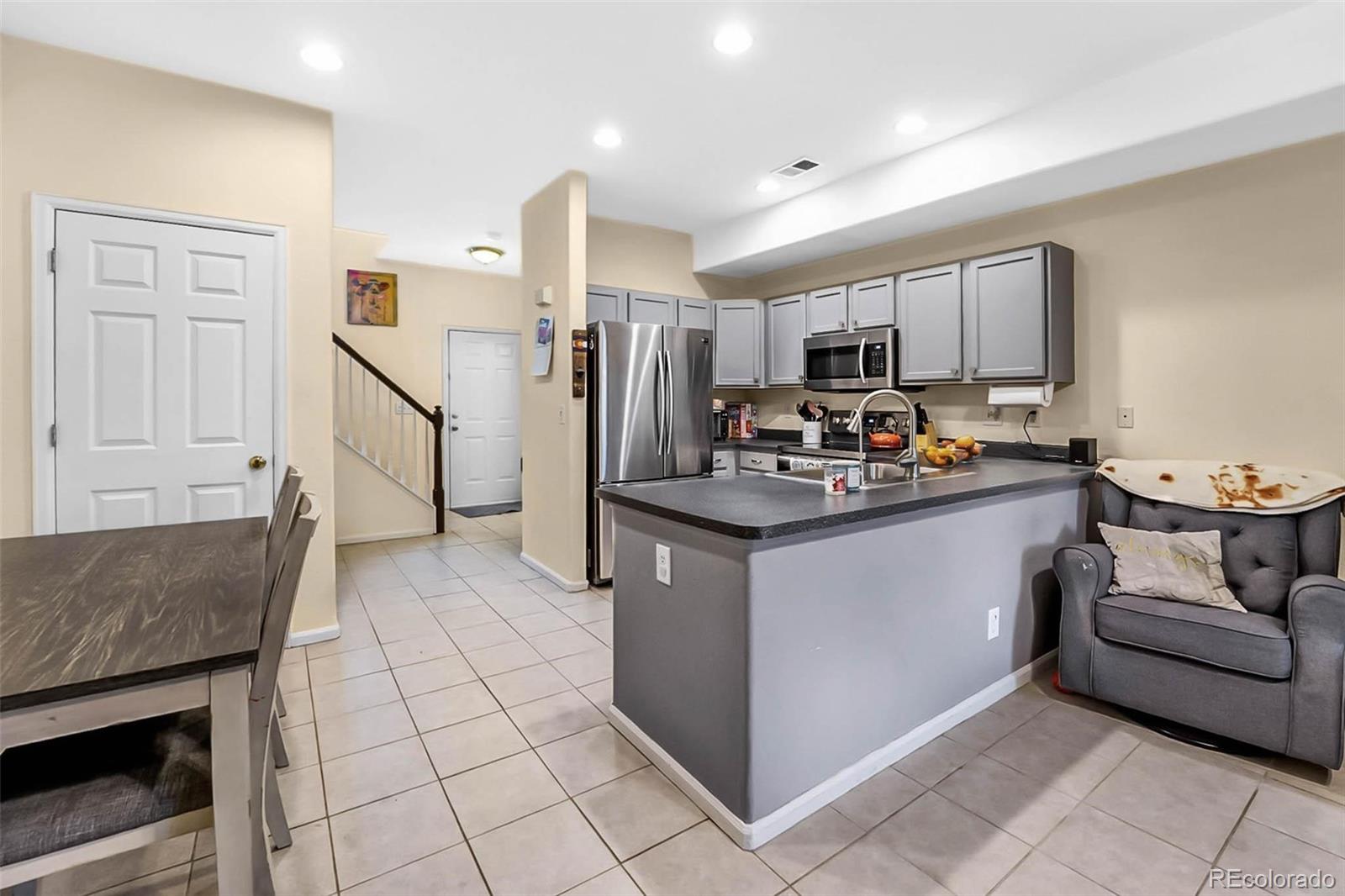 MLS Image #4 for 2143  coronado parkway,denver, Colorado