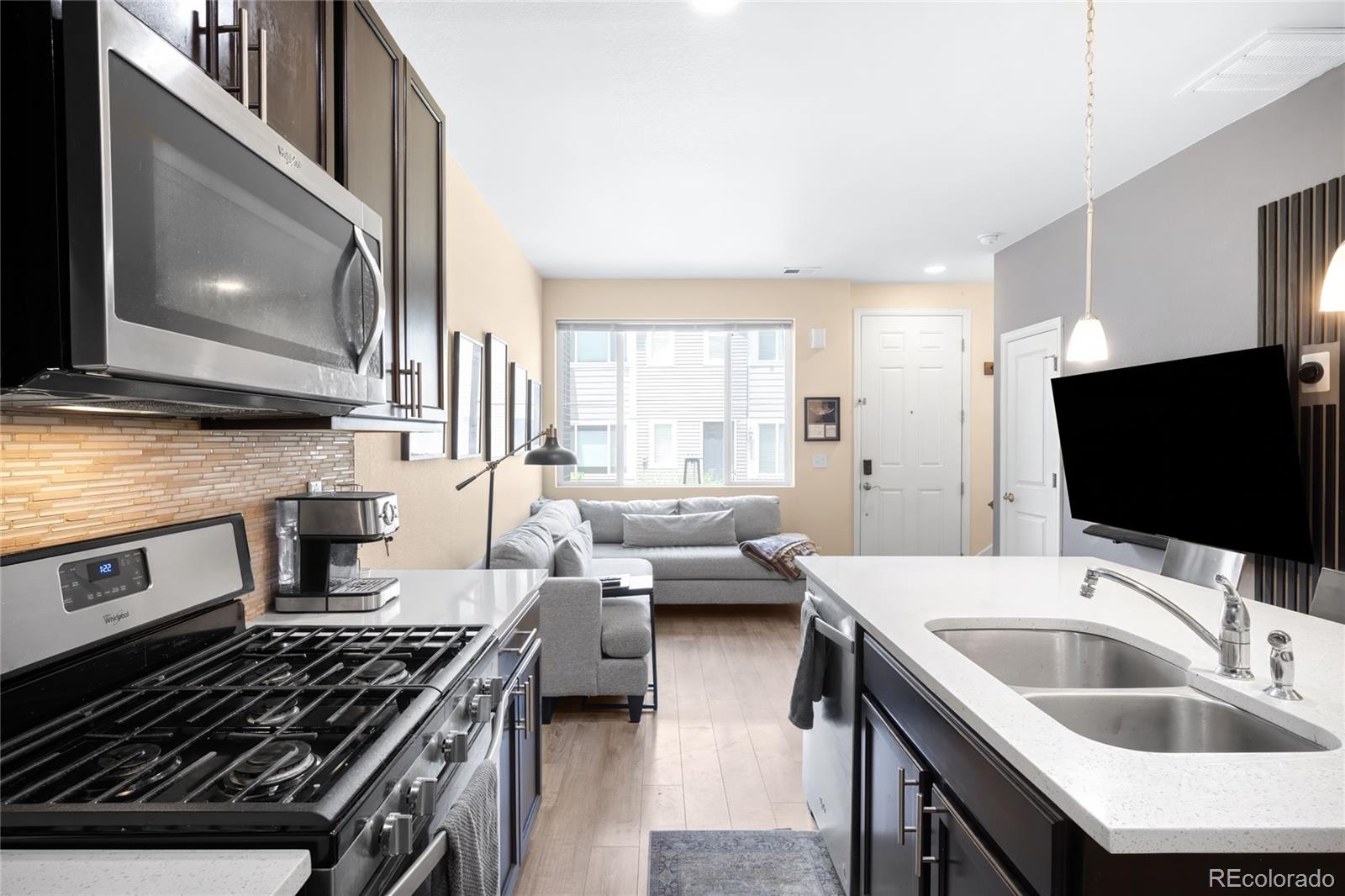 MLS Image #8 for 15546 w 64th loop,arvada, Colorado