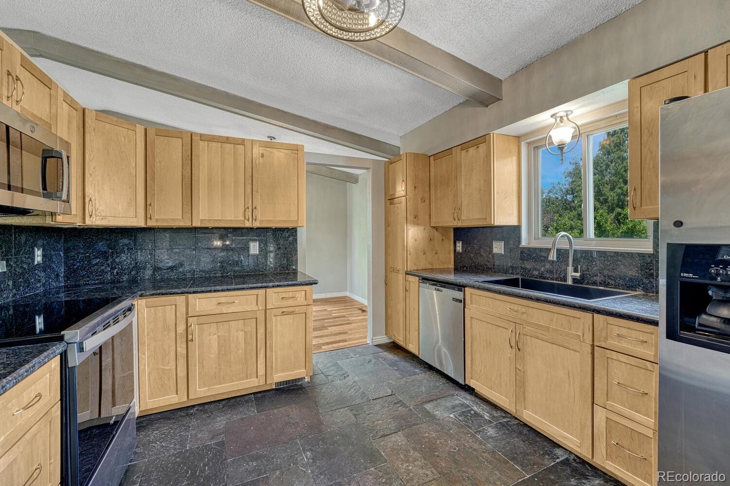 MLS Image #10 for 2690  maroon bells avenue,colorado springs, Colorado