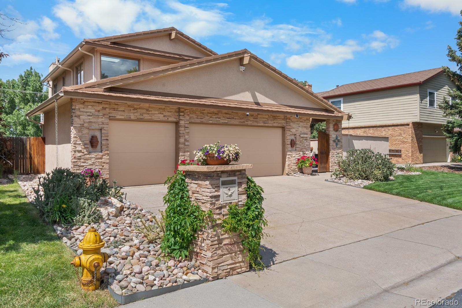 MLS Image #2 for 11241 e cimmarron drive,englewood, Colorado
