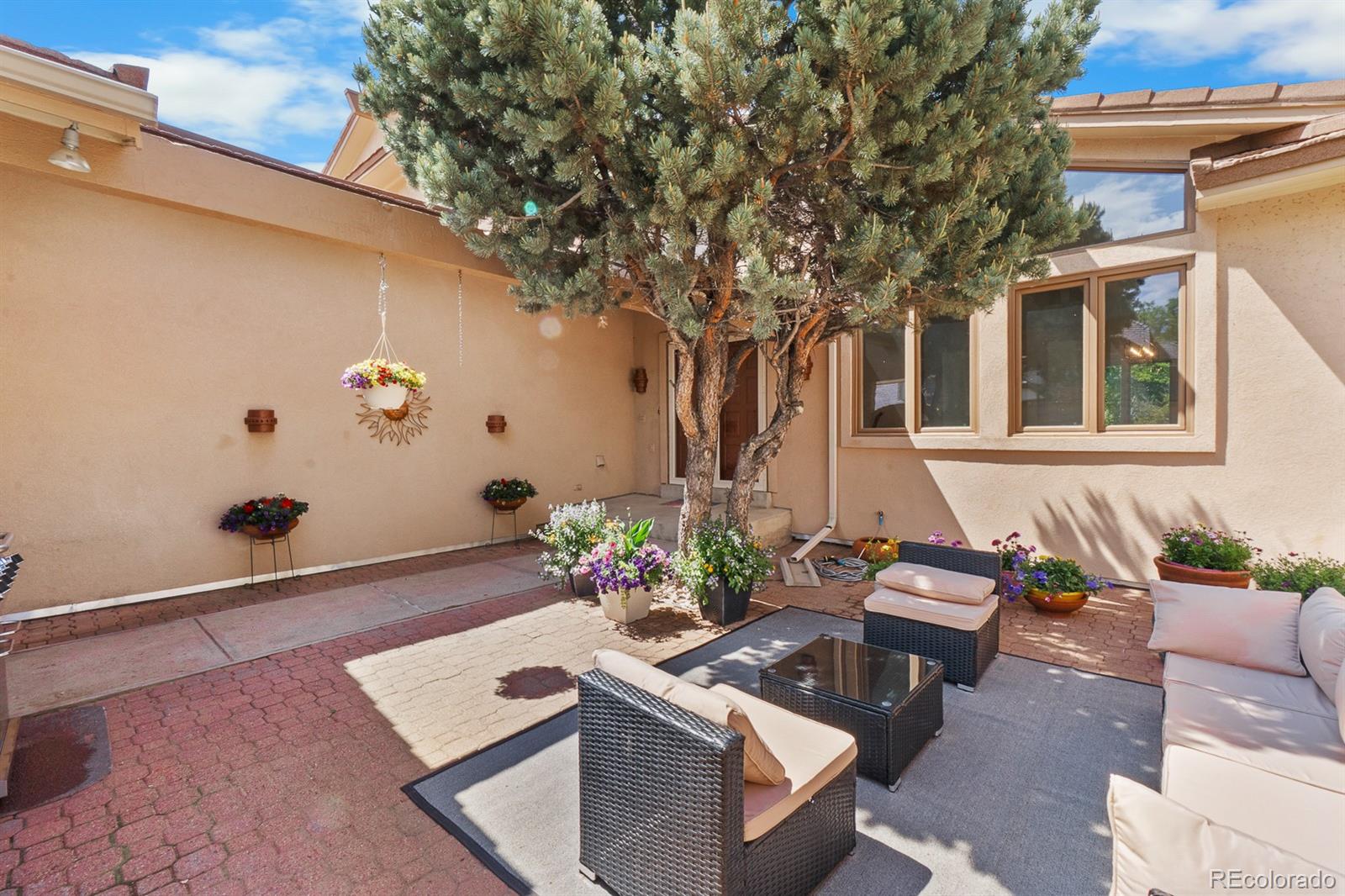 MLS Image #6 for 11241 e cimmarron drive,englewood, Colorado
