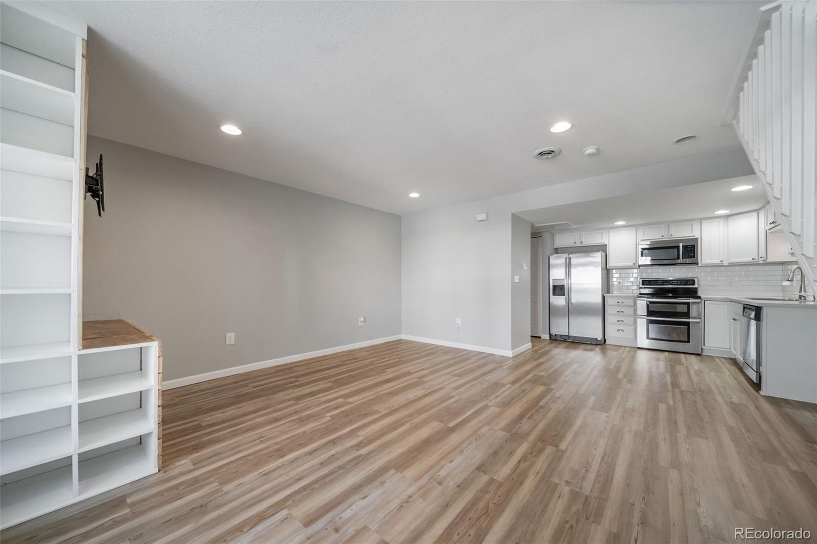 MLS Image #10 for 1697 s cole street,lakewood, Colorado