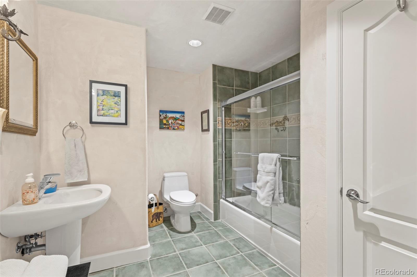 MLS Image #28 for 560  josephine street,denver, Colorado
