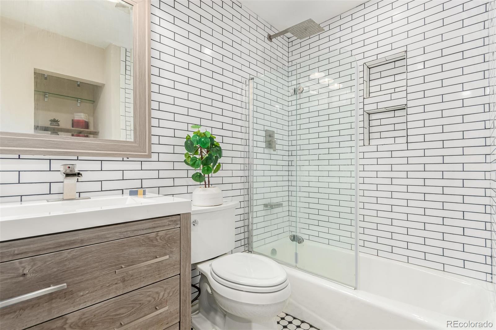 MLS Image #18 for 8335  fairmount drive,denver, Colorado