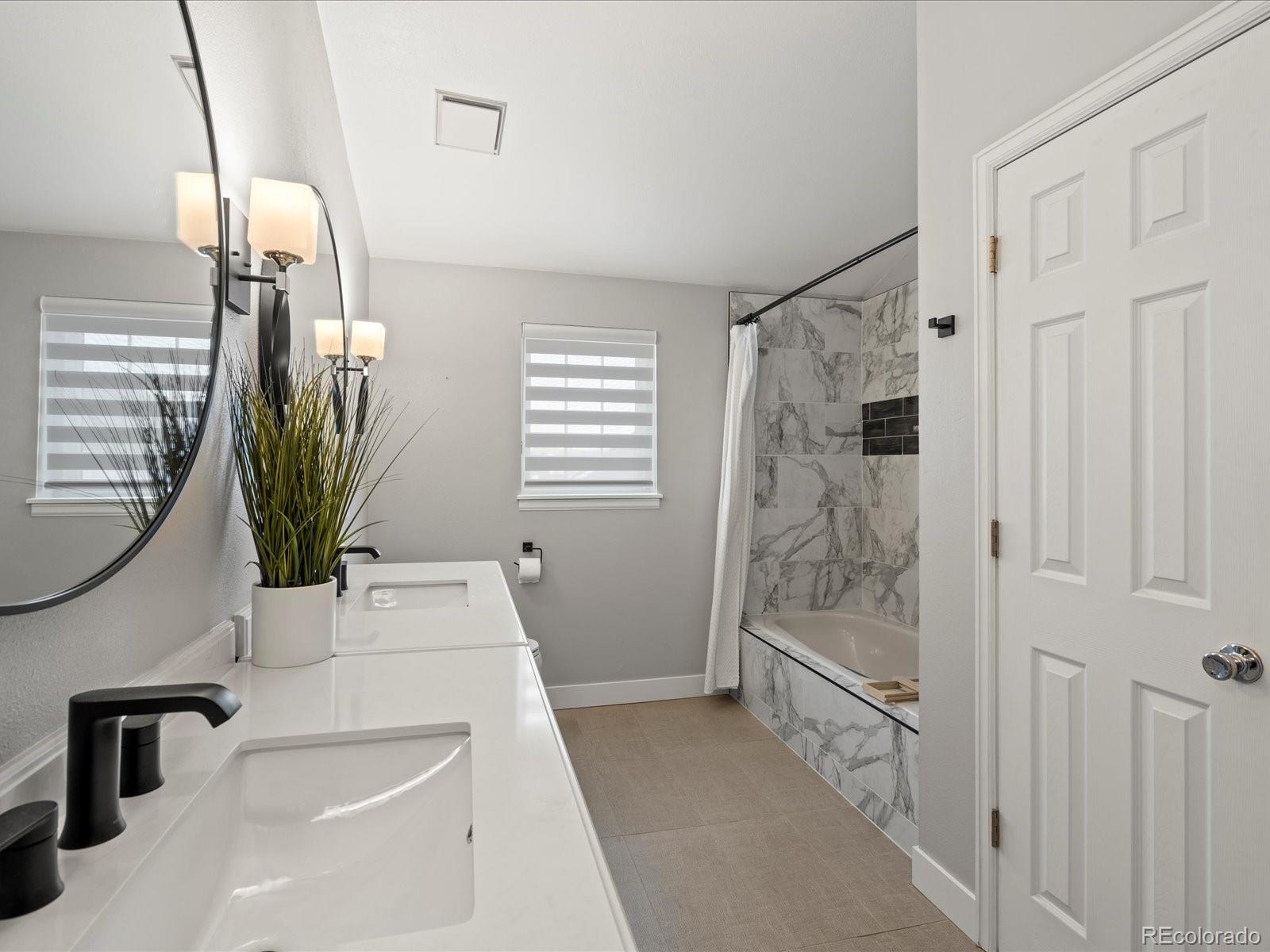MLS Image #9 for 345  fillmore ,denver, Colorado