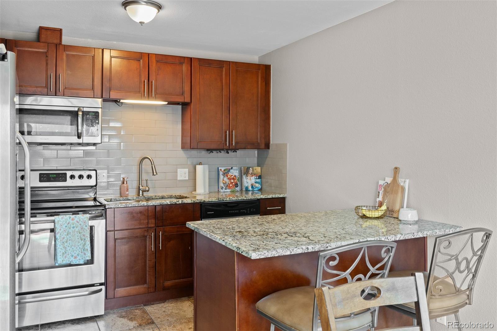 MLS Image #13 for 2854 n lowell boulevard,denver, Colorado