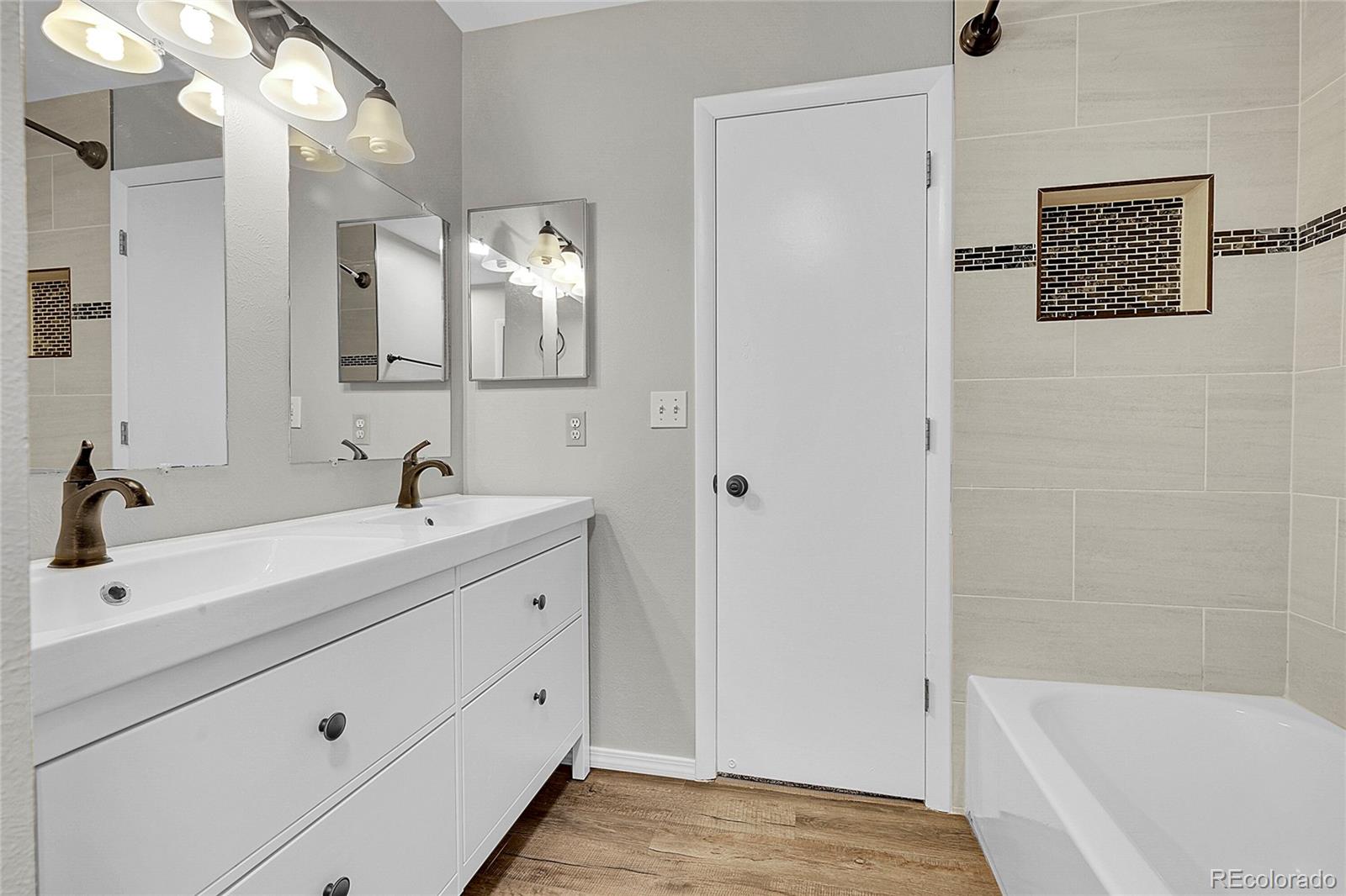MLS Image #21 for 3890 s atchison way,aurora, Colorado