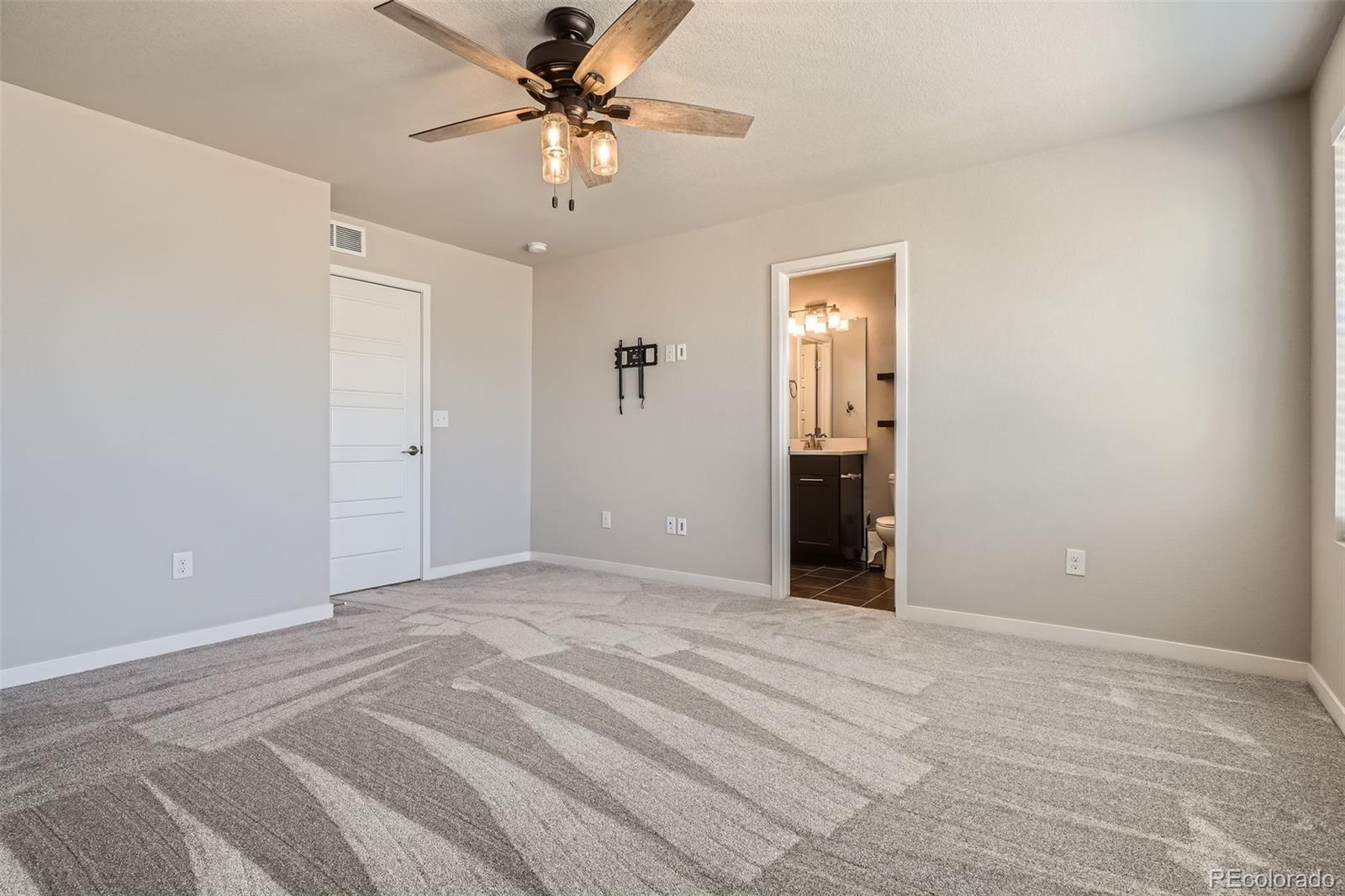 MLS Image #14 for 3130  hardin street,castle rock, Colorado