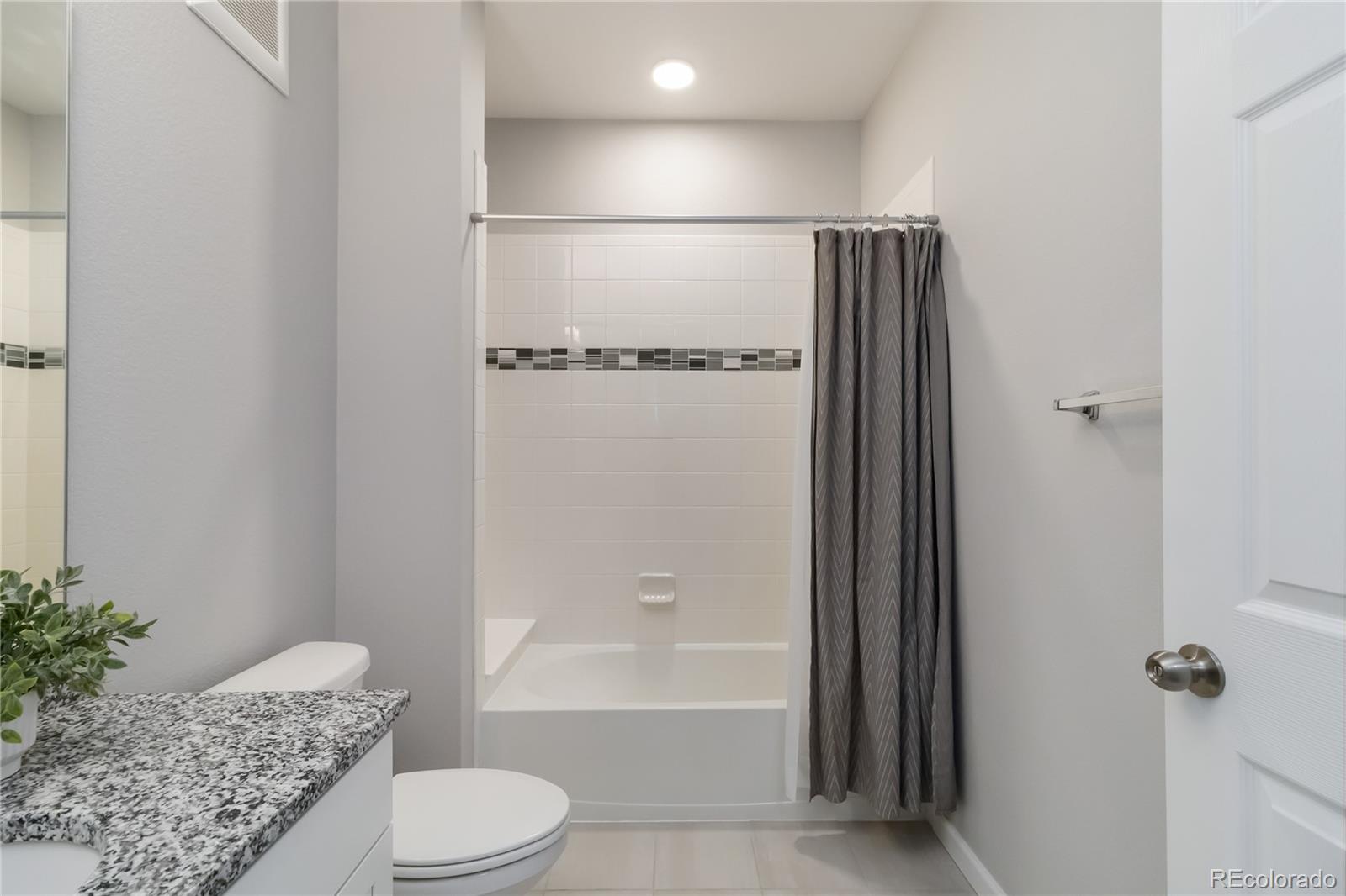 MLS Image #30 for 15700 e jamison drive,englewood, Colorado