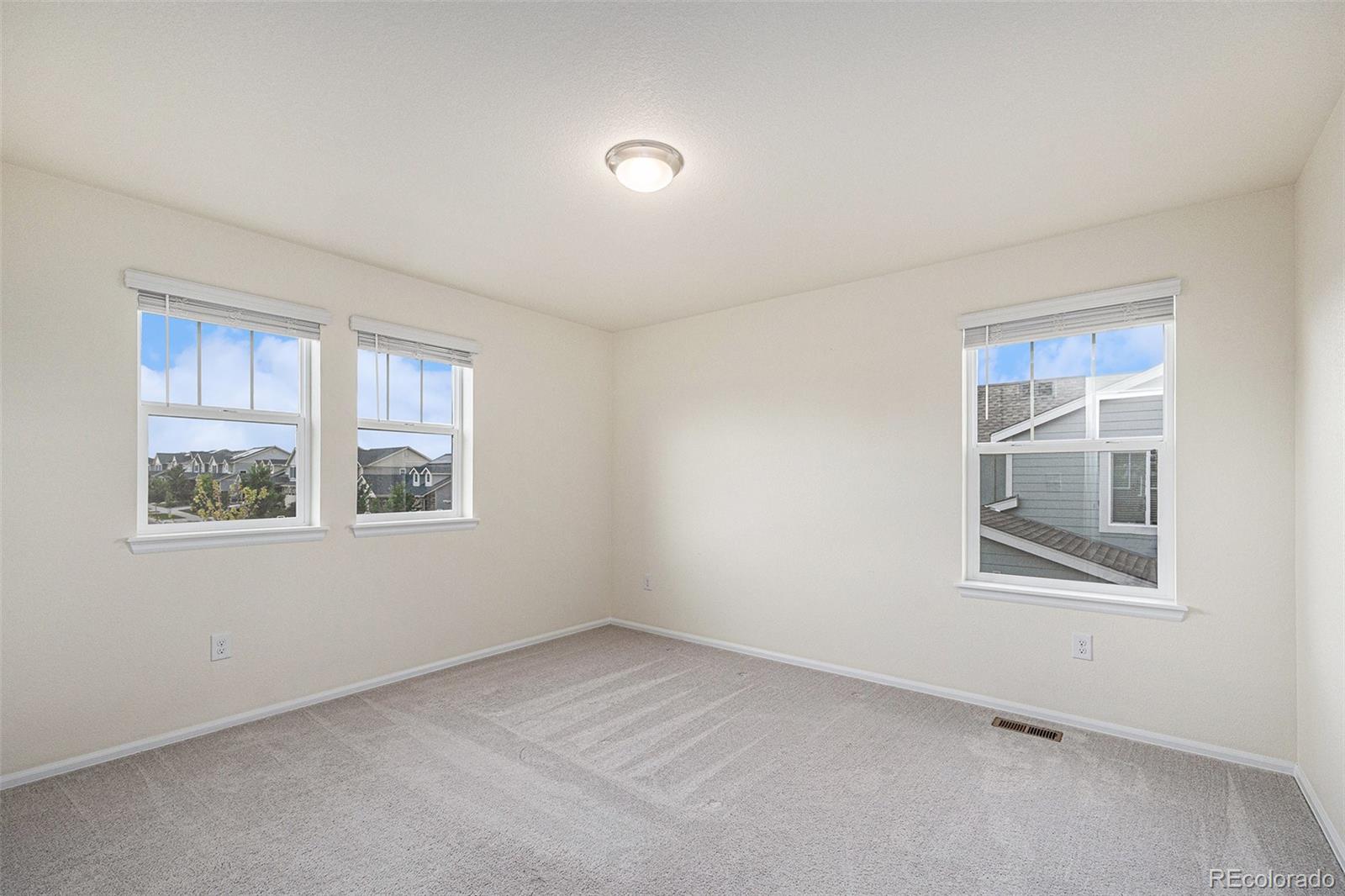 MLS Image #19 for 26267 e 3rd avenue,aurora, Colorado