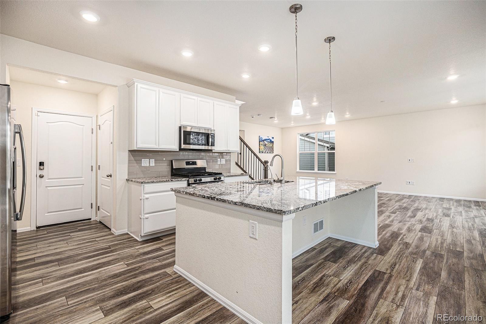 MLS Image #9 for 26267 e 3rd avenue,aurora, Colorado