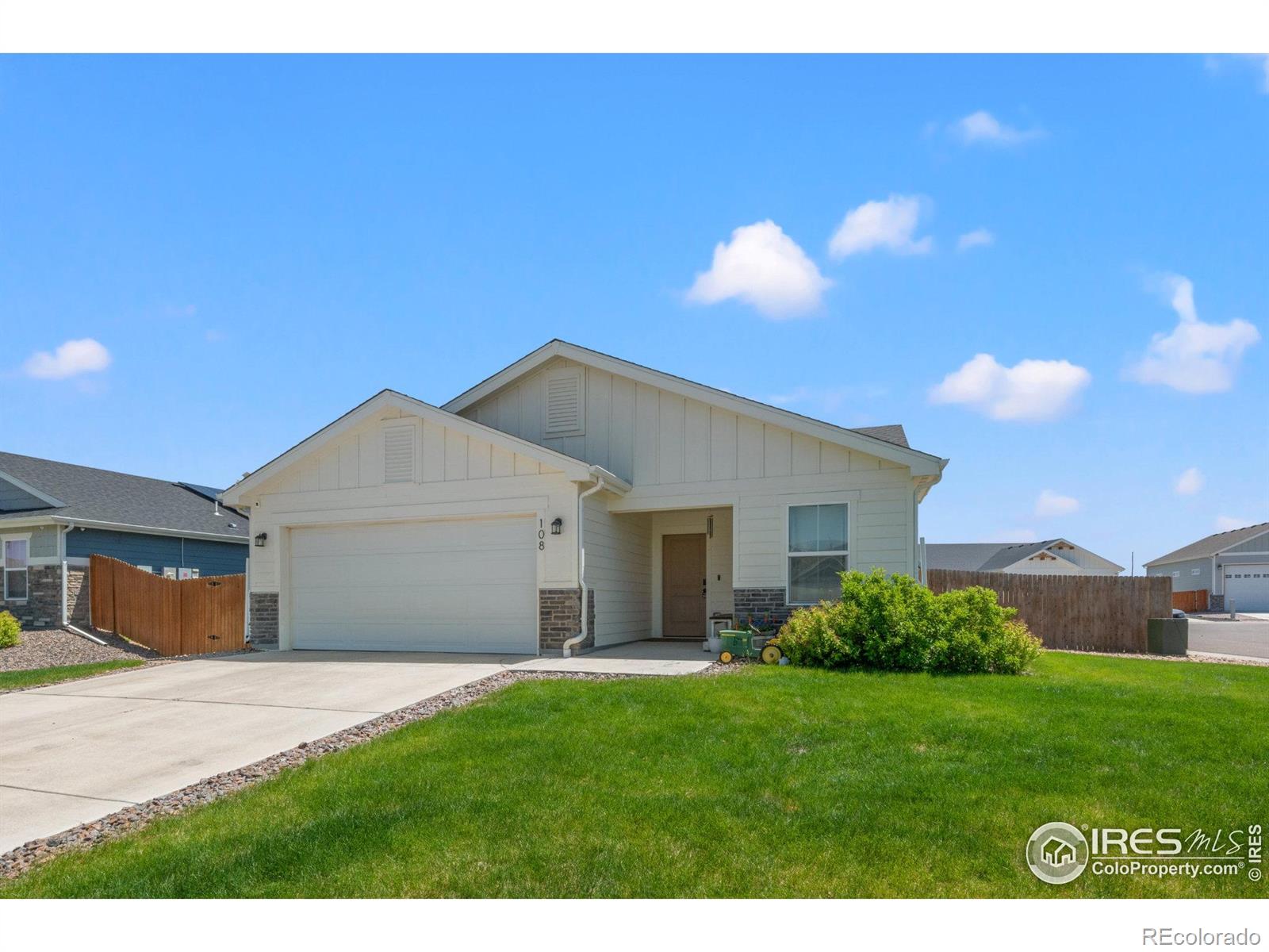 MLS Image #3 for 108  larkspur court,wiggins, Colorado