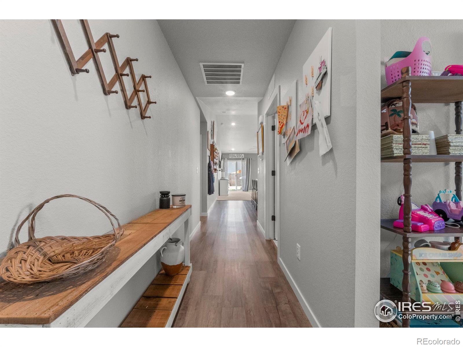 MLS Image #6 for 108  larkspur court,wiggins, Colorado