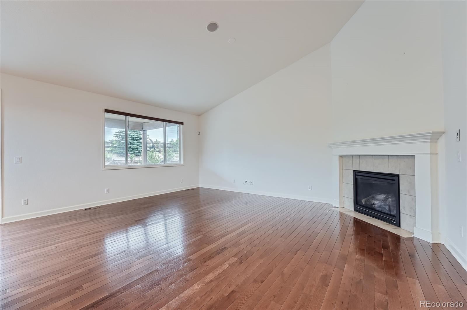 MLS Image #3 for 23993 e briarwood drive,aurora, Colorado