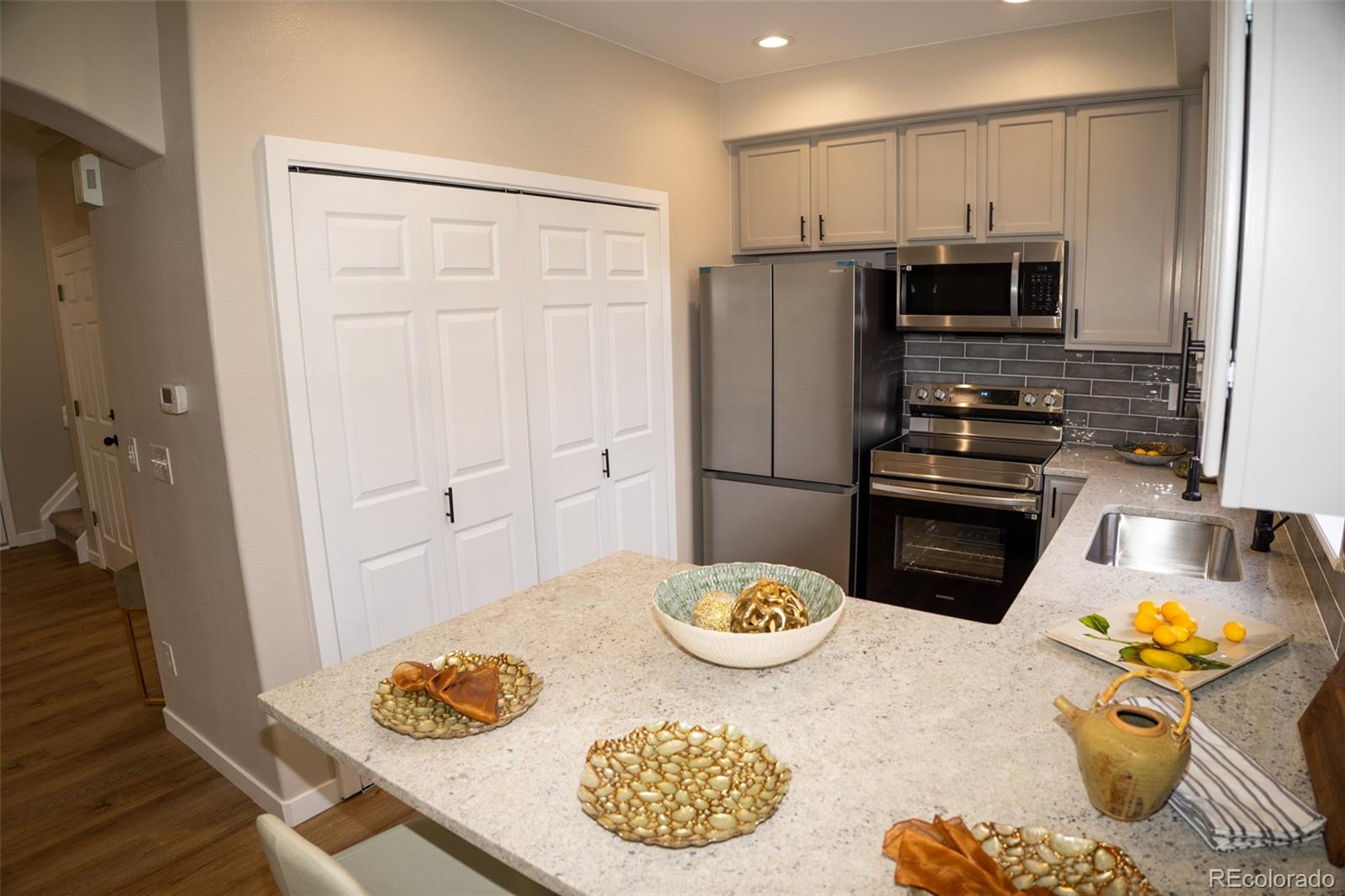 MLS Image #7 for 6845 s webster street,littleton, Colorado